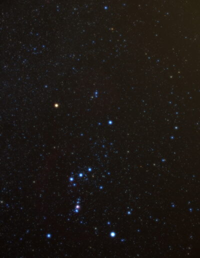 Das Sternbild Orion enthält zahlreiche helle Sterne